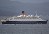 QE2 exits clyde for last time