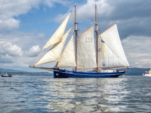Gallant, Tall Ships Race Greenock 2011